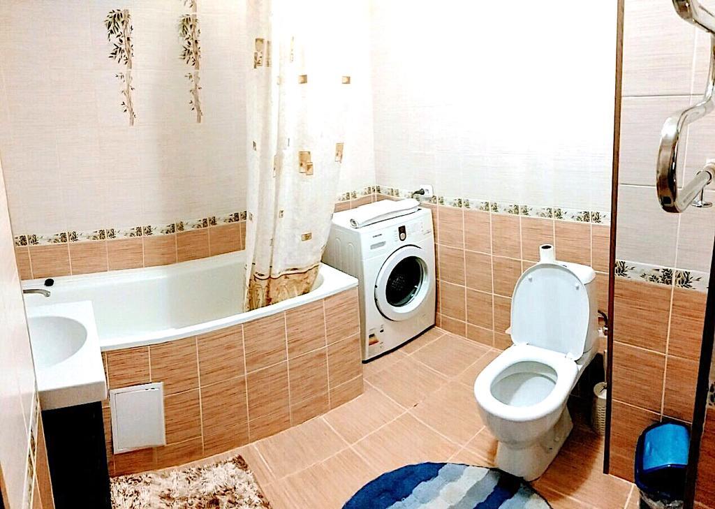 Apartment On Sauran Str Center Astana Ngoại thất bức ảnh