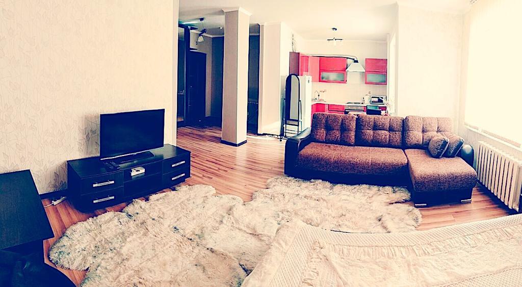 Apartment On Sauran Str Center Astana Ngoại thất bức ảnh